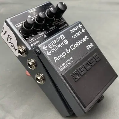 BOSS - IR-2 Amp and Cabinet Pedal 2